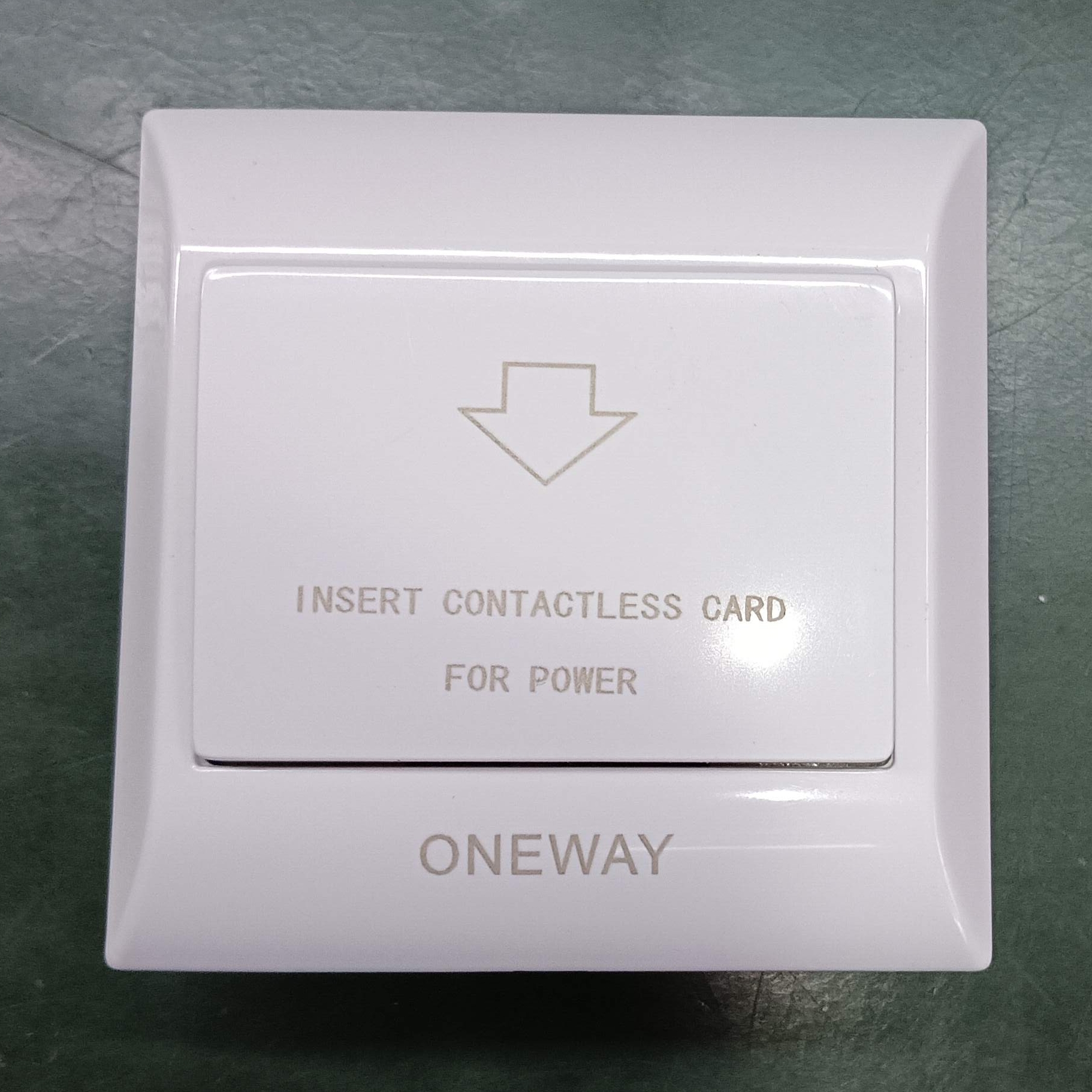 Energy Saving Switch RFID untuk kamar Hotel di Ungasan bali